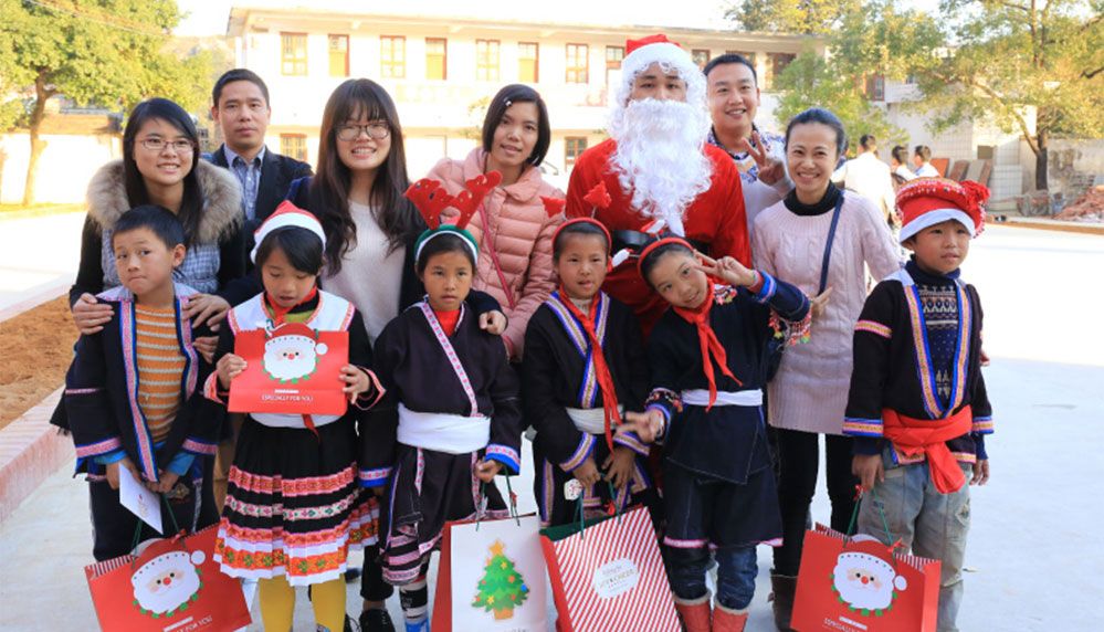 Spend Christmas Day with Left-Behind Children